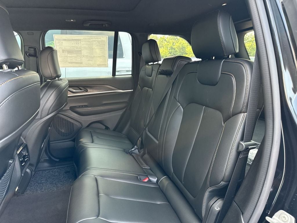 New 2026 Jeep Grand Cherokee - photo - 19