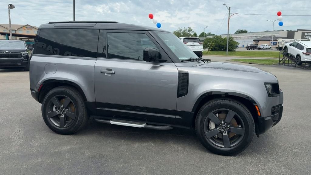 Pre-Owned 2023 Land Rover Defender 90 X-Dynamic SE - photo - 7