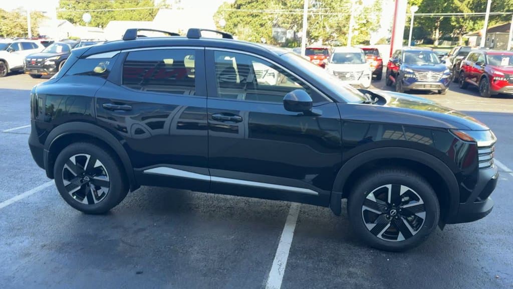 New 2027 Nissan Kicks SV - photo - 7