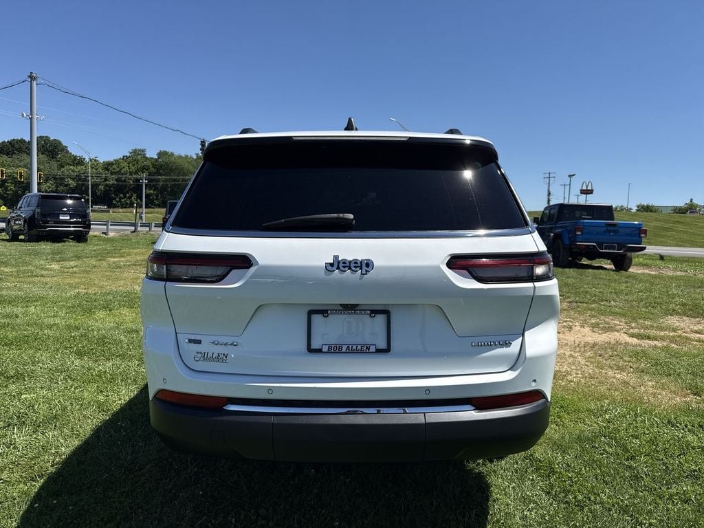 Pre-Owned 2022 Jeep Grand Cherokee L Limited - photo - 18