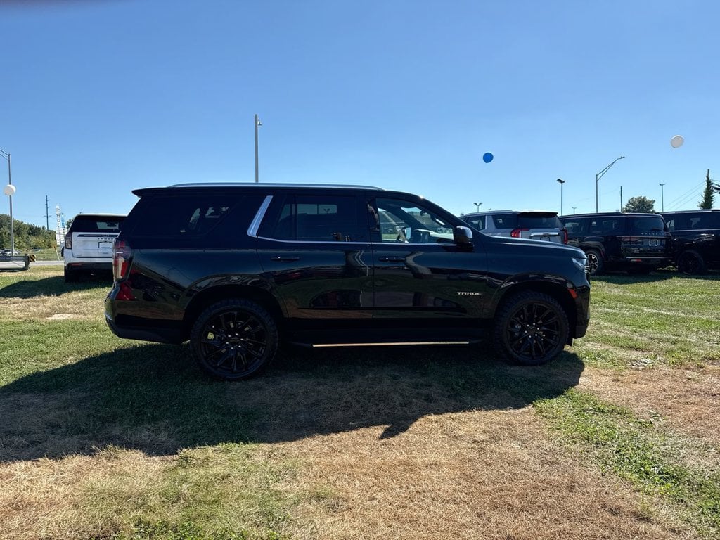 Pre-Owned 2023 Chevrolet Tahoe LS - photo - 5