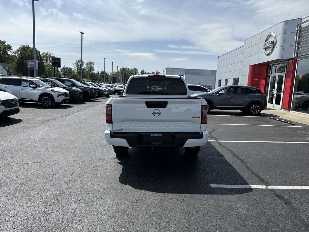 New 2026 Nissan Frontier SV - photo - 17