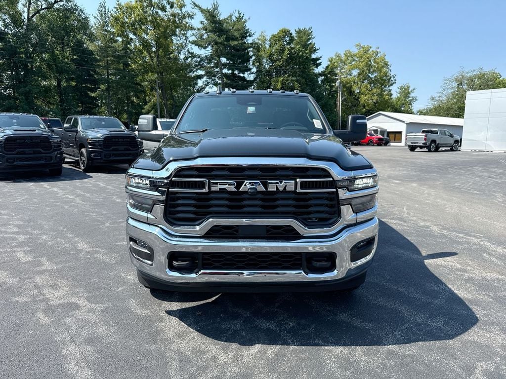 New 2026 Ram 3500 Tradesman - photo - 15