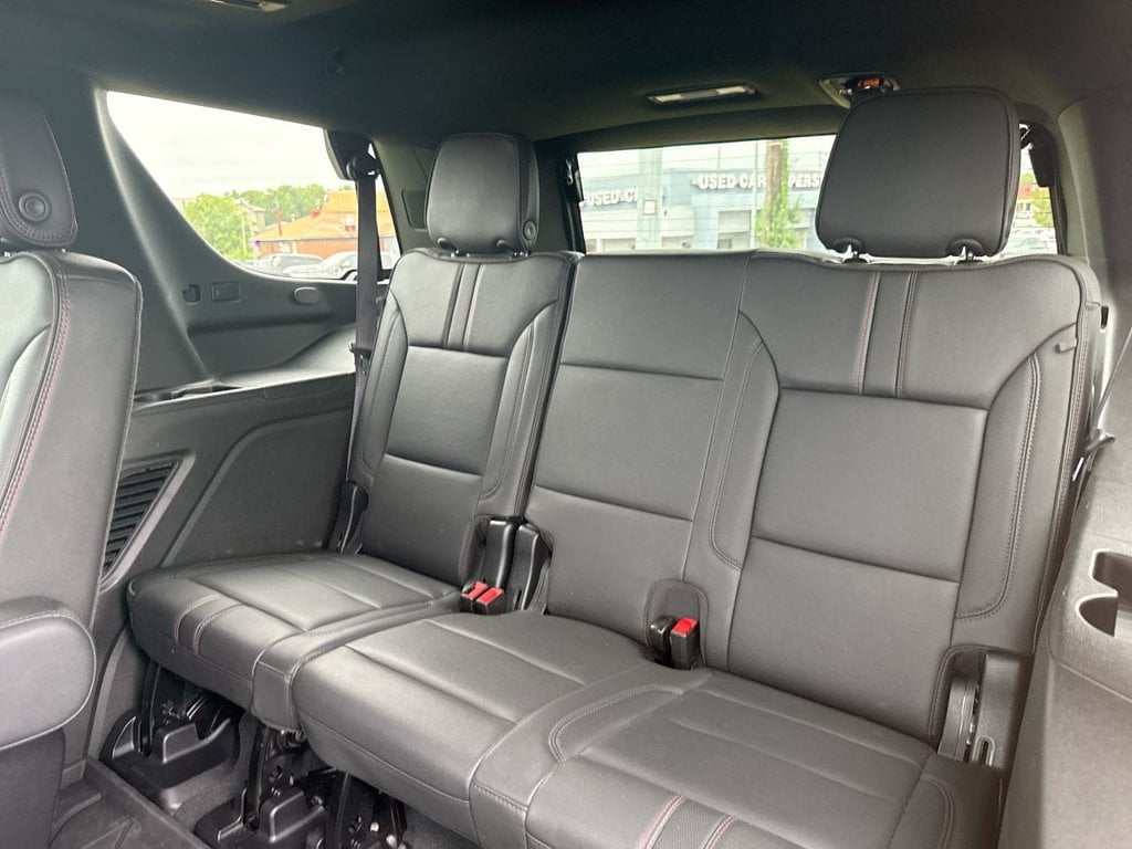 Pre-Owned 2024 Chevrolet Tahoe RST - photo - 19