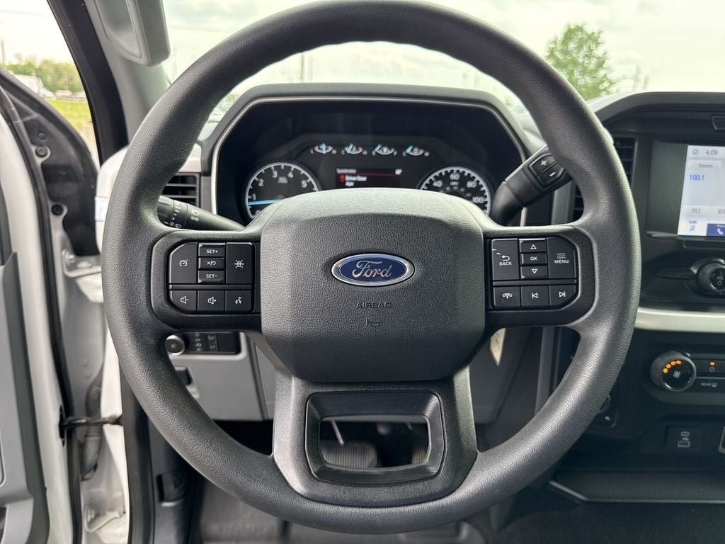 Pre-Owned 2022 Ford F-150 XLT - photo - 22