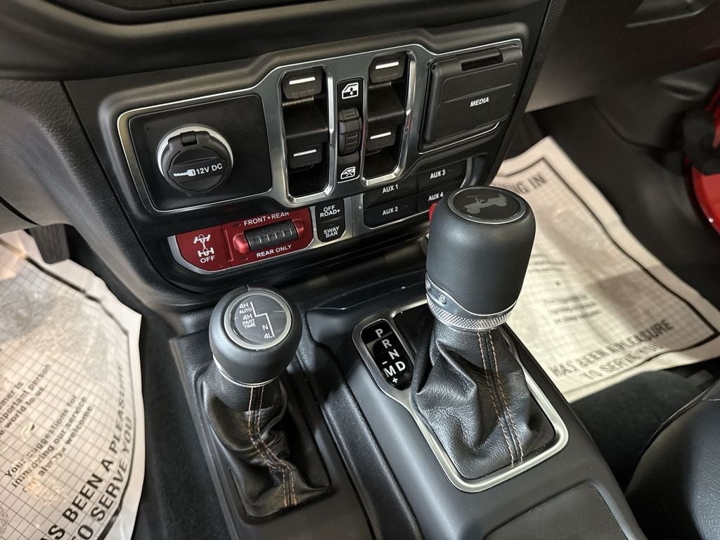 Pre-Owned 2022 Jeep Wrangler Unlimited Rubicon 392 - photo - 16