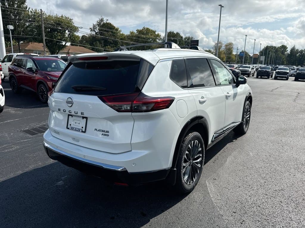 New 2026 Nissan Rogue Platinum - photo - 12