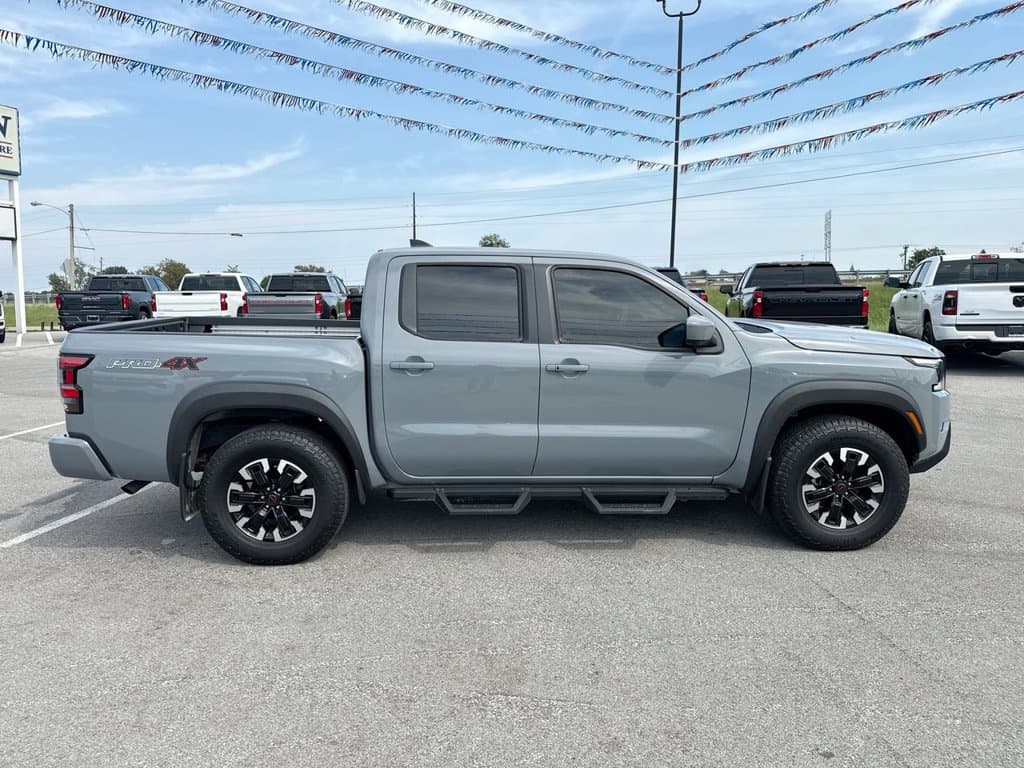 Pre-Owned 2024 Nissan Frontier PRO-4X - photo - 13
