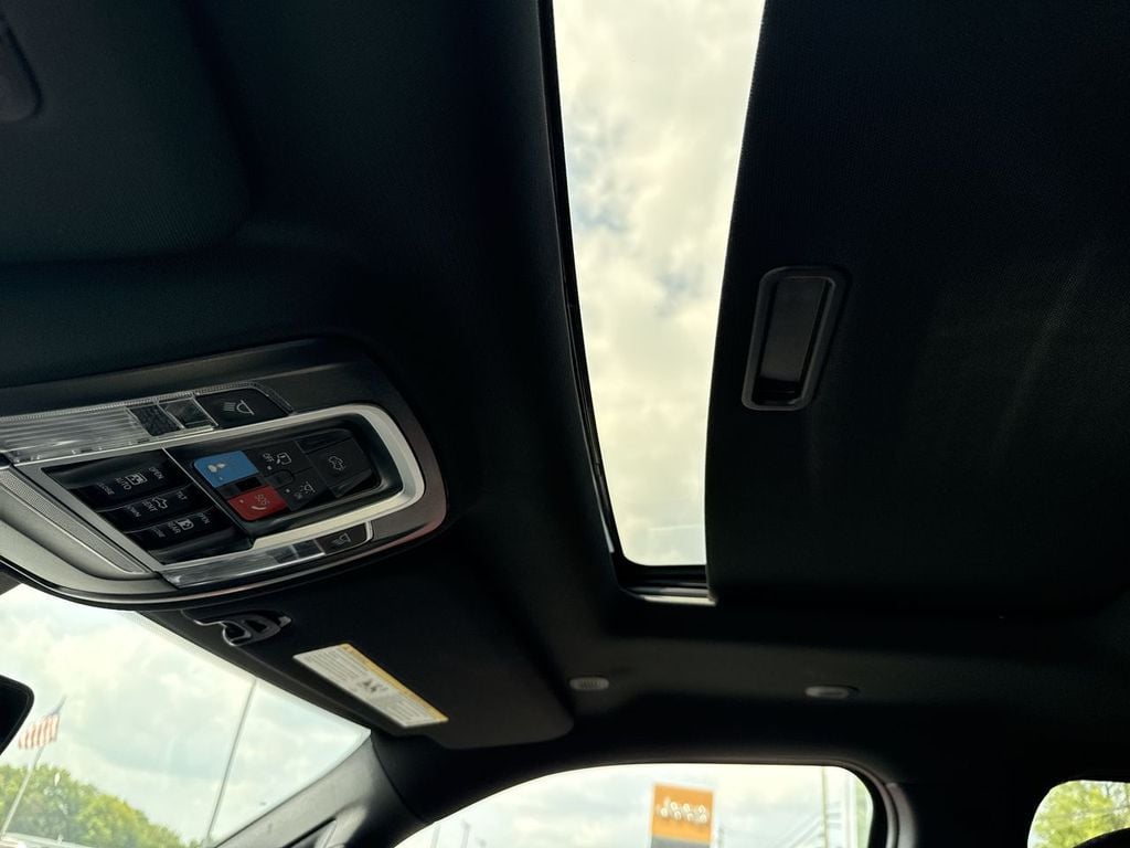 New 2026 Ram 2500 Laramie - photo - 31