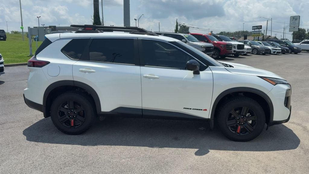 Pre-Owned 2025 Nissan Rogue Rock Creek - photo - 7