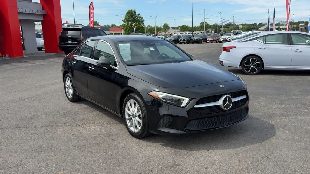 Pre-Owned 2022 Mercedes-Benz A-Class A 220 - photo - 8