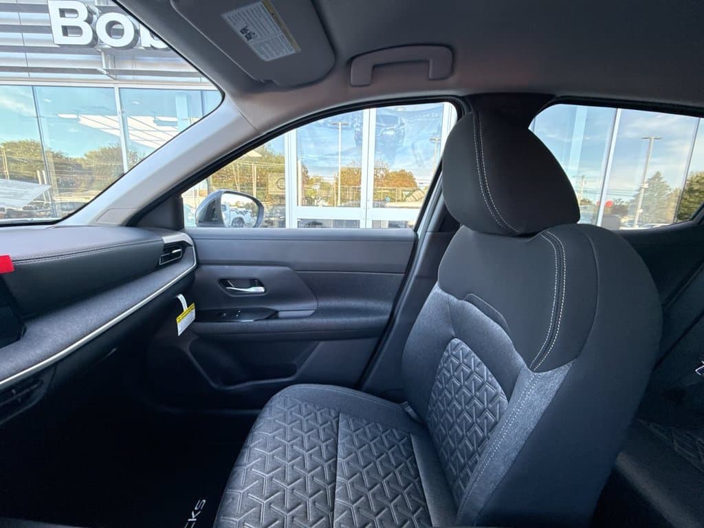 New 2027 Nissan Kicks SV - photo - 29