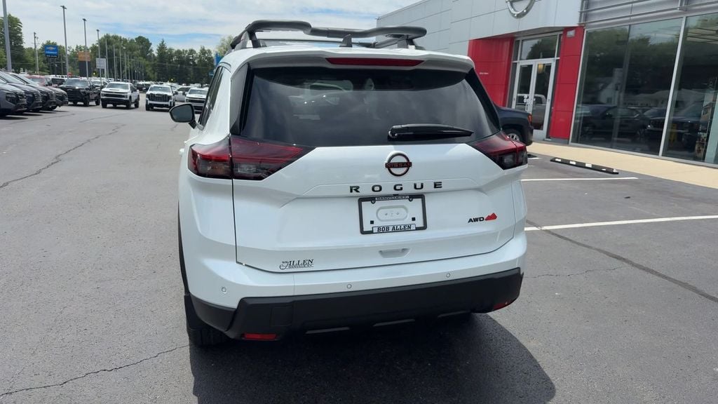 New 2026 Nissan Rogue Rock Creek - photo - 4