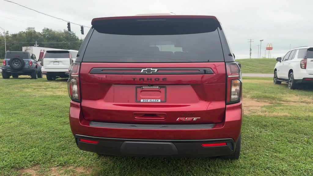Pre-Owned 2024 Chevrolet Tahoe RST - photo - 5