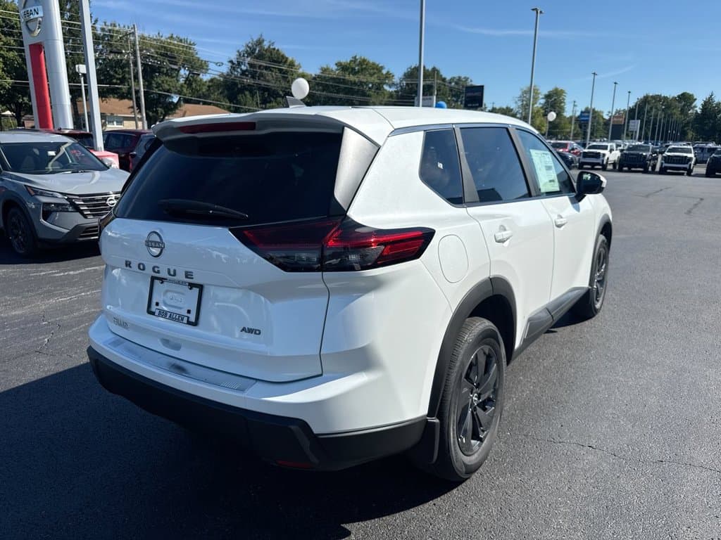 New 2026 Nissan Rogue SV - photo - 12