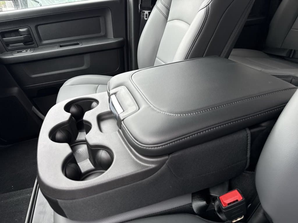 New 2026 Ram 2500 Tradesman - photo - 24
