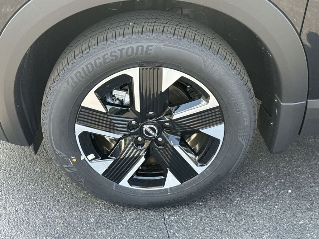 New 2026 Nissan Kicks SV - photo - 9