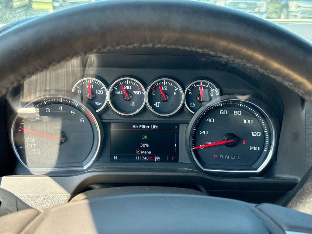 Pre-Owned 2020 Chevrolet Silverado 1500 RST - photo - 15