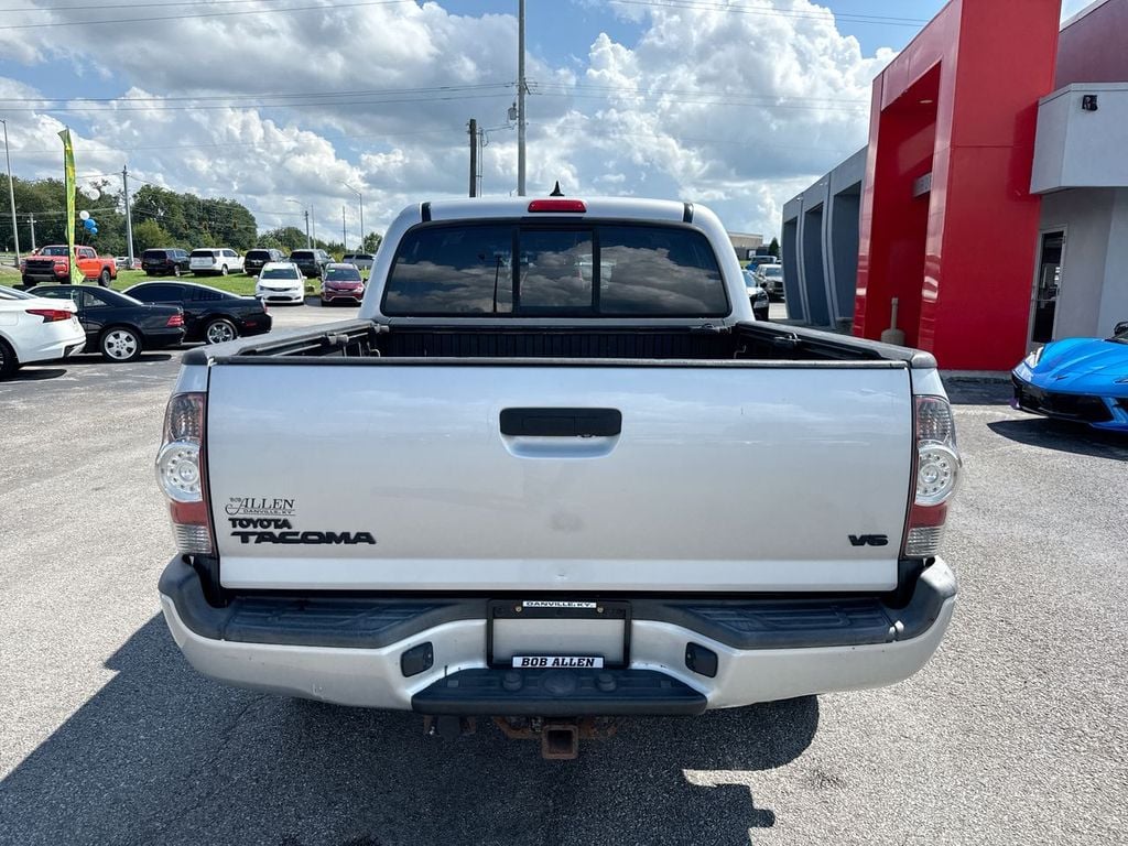 Pre-Owned 2012 Toyota Tacoma Base - photo - 9