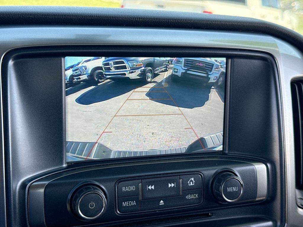 Pre-Owned 2019 Chevrolet Silverado 1500 LD LT - photo - 19