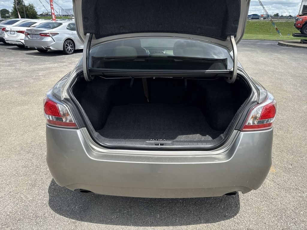 Pre-Owned 2014 Nissan Altima 2.5 SL - photo - 8