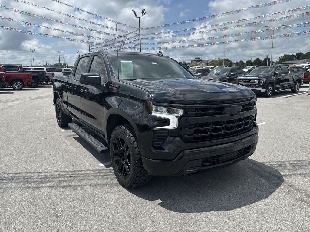 Pre-Owned 2022 Chevrolet Silverado 1500 RST - photo - 14