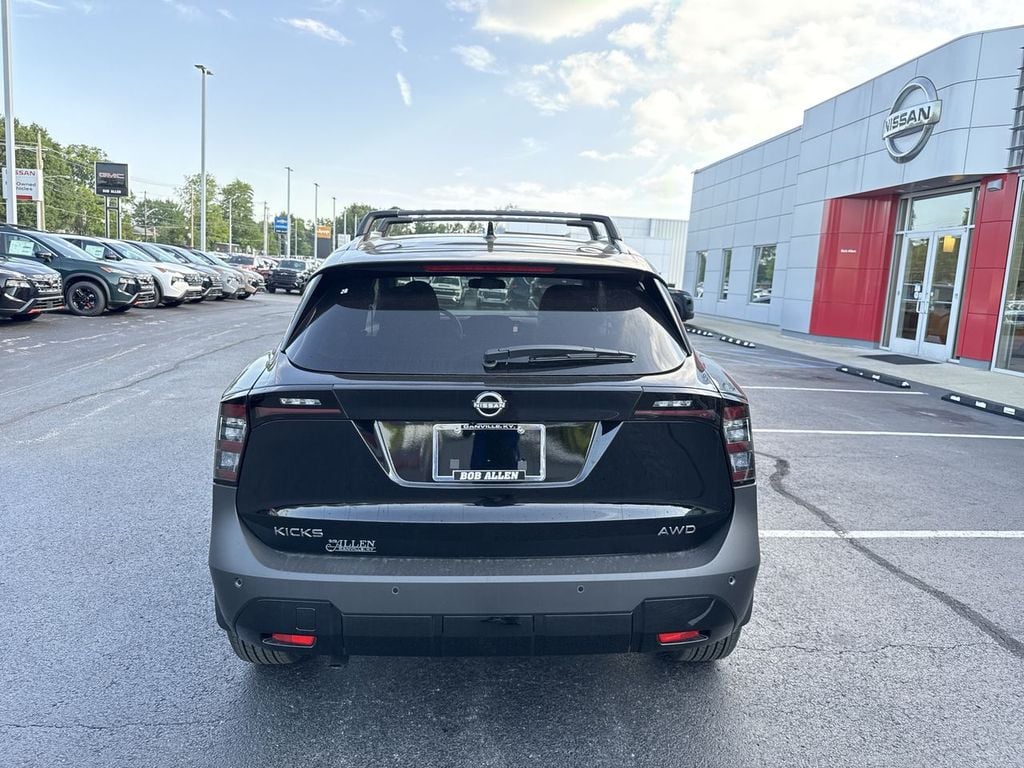 New 2026 Nissan Kicks SV - photo - 17