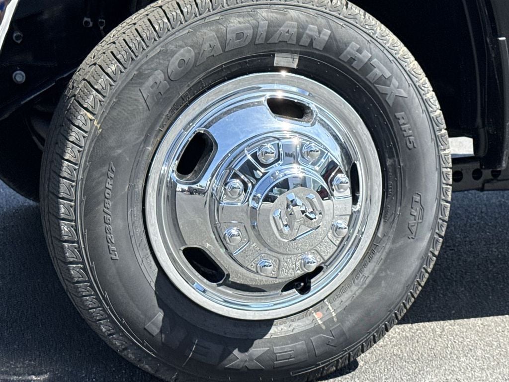 New 2026 Ram 3500 Tradesman - photo - 9