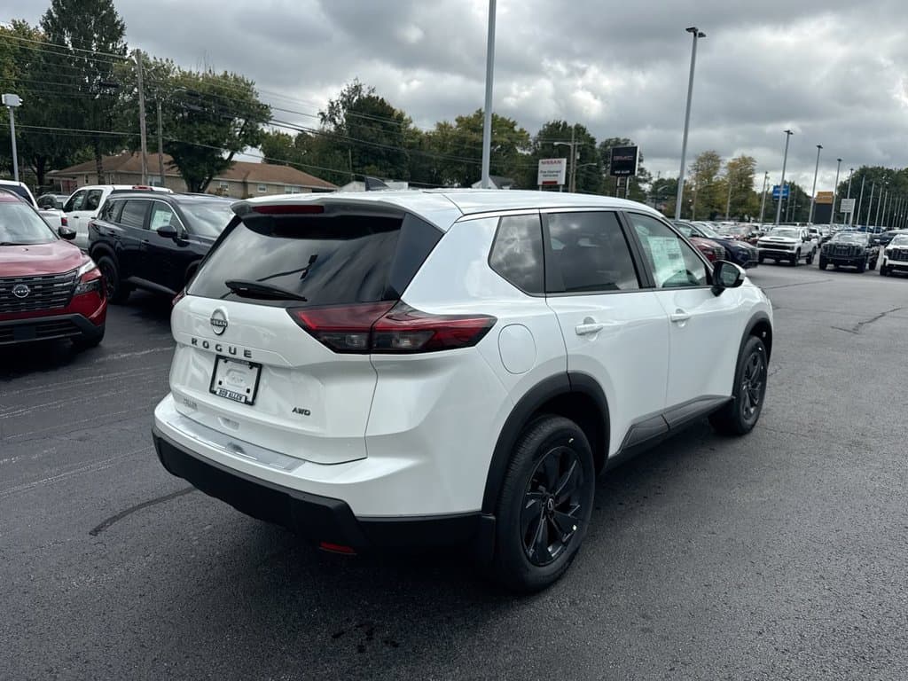 New 2026 Nissan Rogue SV - photo - 12