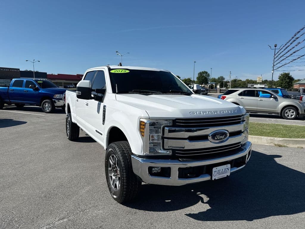 Pre-Owned 2019 Ford F-250SD Lariat - photo - 6
