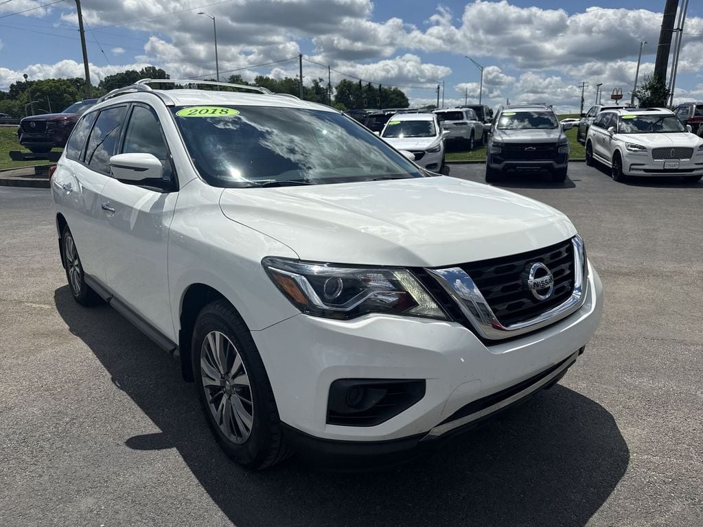 Pre-Owned 2018 Nissan Pathfinder S - photo - 14