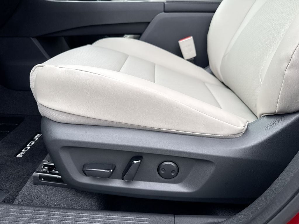 New 2026 Nissan Rogue Dark Armor - photo - 22
