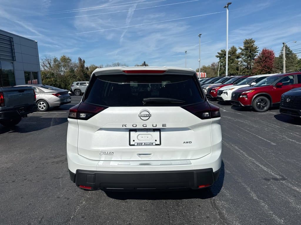 New 2026 Nissan Rogue SV - photo - 18