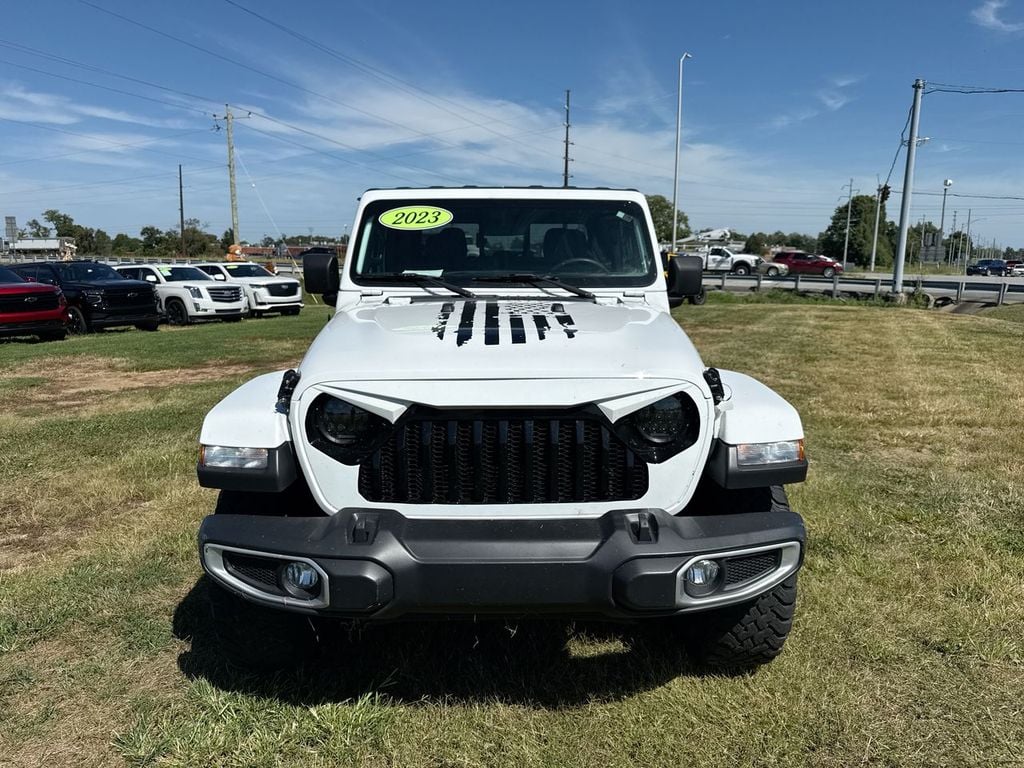 Pre-Owned 2023 Jeep Gladiator Sport S - photo - 15