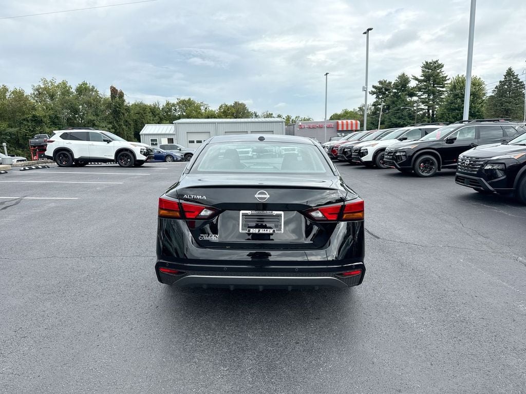 New 2026 Nissan Altima 2.5 SV - photo - 17
