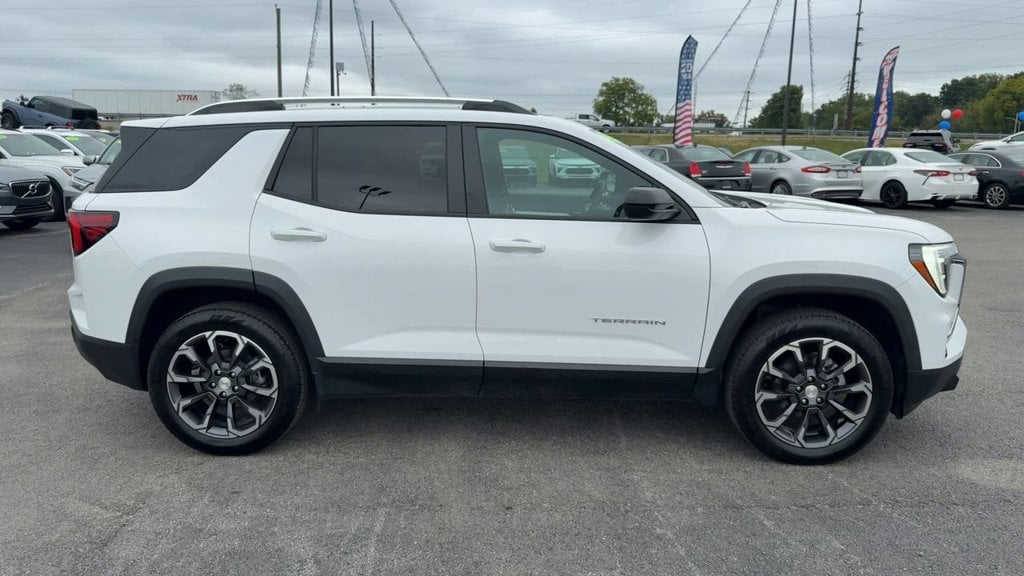 Pre-Owned 2025 GMC Terrain Elevation - photo - 7