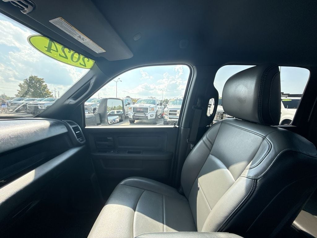 Pre-Owned 2024 Ram 3500 Tradesman - photo - 21