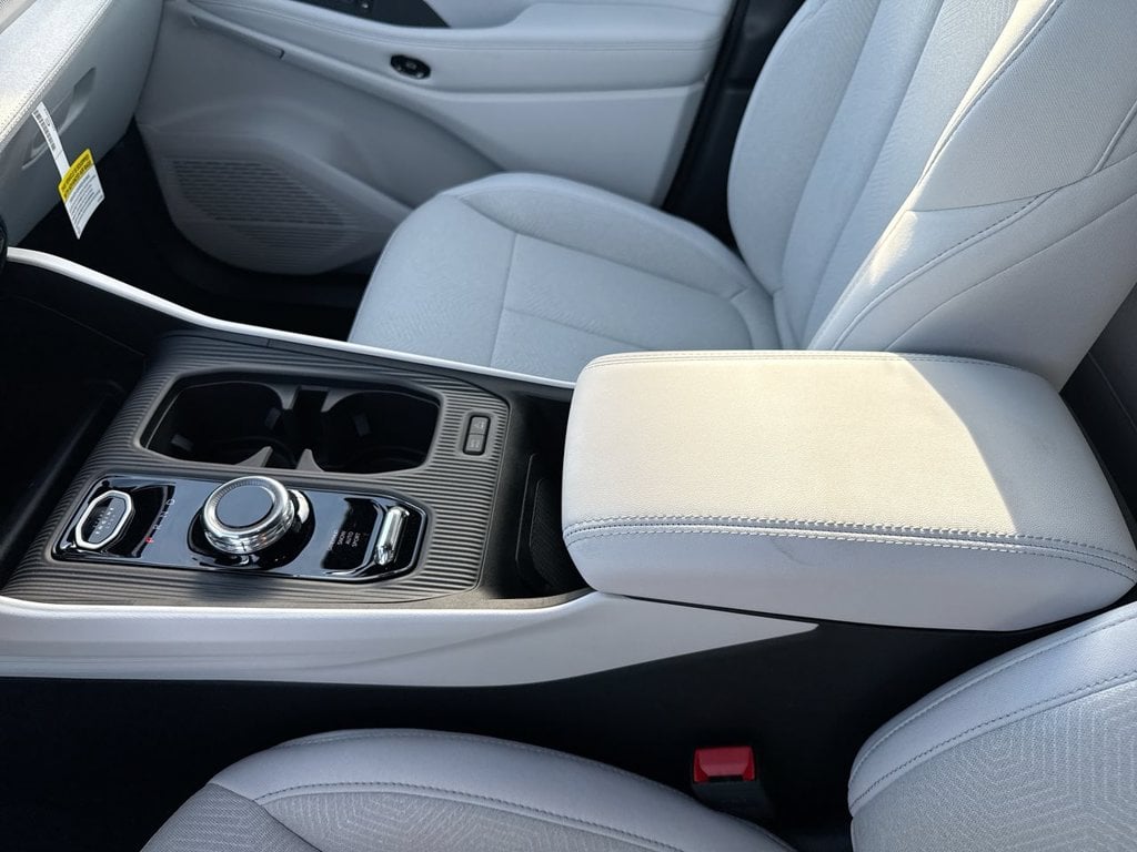 New 2026 Jeep Cherokee Laredo - photo - 24