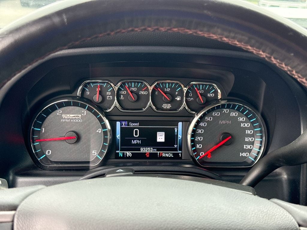 Pre-Owned 2018 GMC Sierra 2500HD SLT - photo - 15