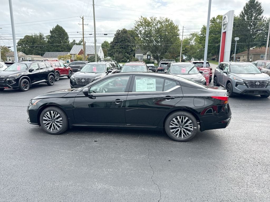New 2026 Nissan Altima 2.5 SV - photo - 10