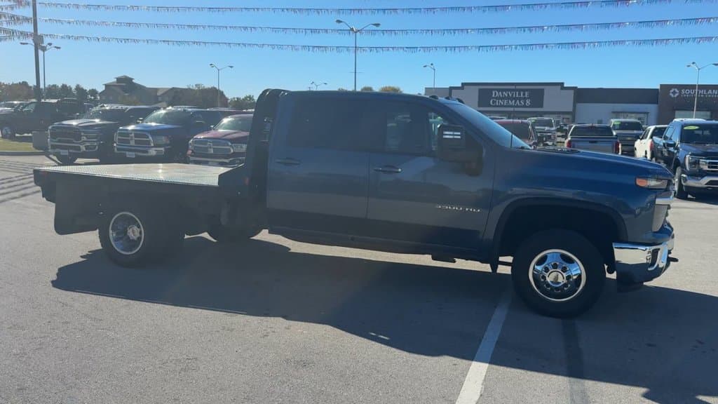 Pre-Owned 2025 Chevrolet Silverado 3500HD LT - photo - 7