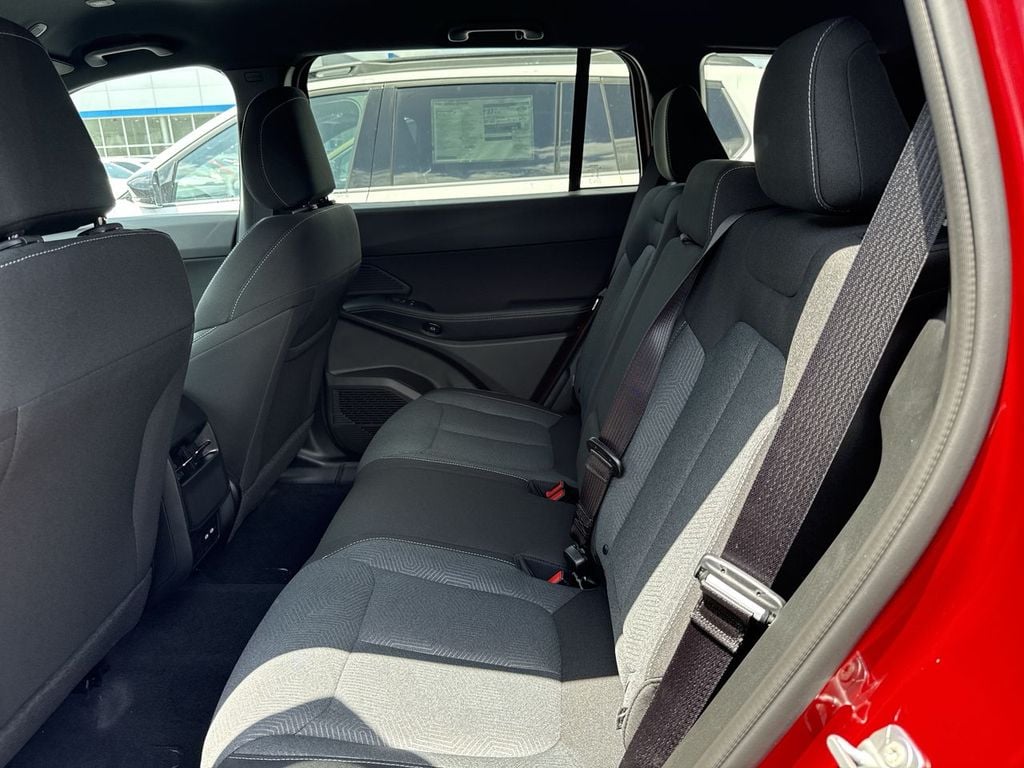 New 2026 Jeep Cherokee Laredo - photo - 18
