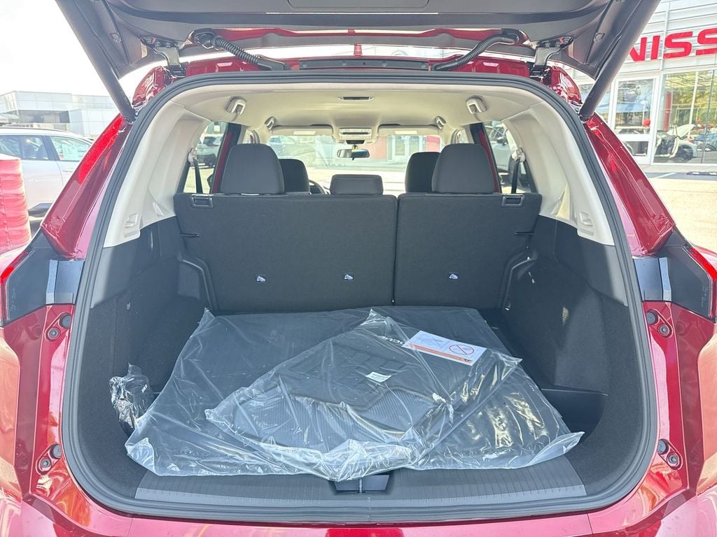 New 2026 Nissan Rogue SV - photo - 16
