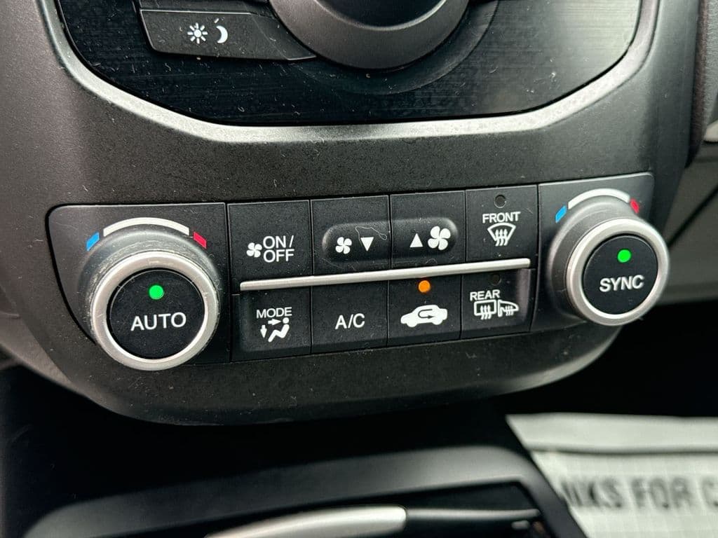 Pre-Owned 2017 Acura RDX Base - photo - 21