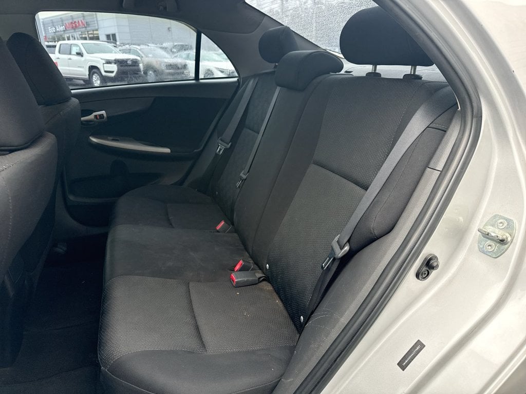 Pre-Owned 2010 Toyota Corolla S - photo - 10
