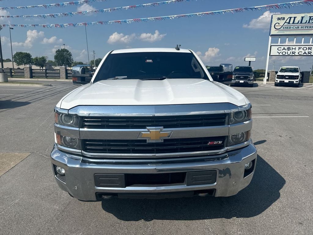 Pre-Owned 2016 Chevrolet Silverado 2500HD LTZ - photo - 7