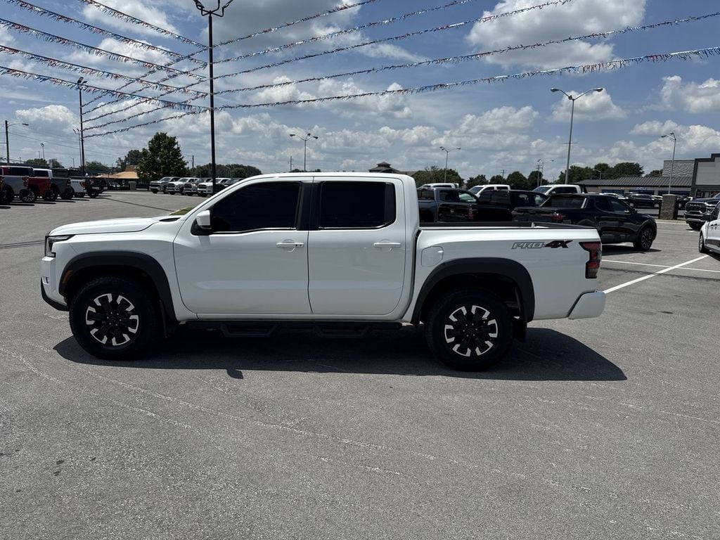Pre-Owned 2024 Nissan Frontier PRO-4X - photo - 10