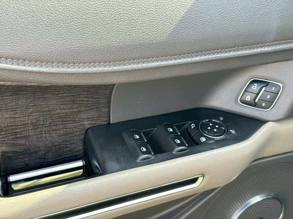 Pre-Owned 2019 Ford Expedition Max Limited - photo - 13
