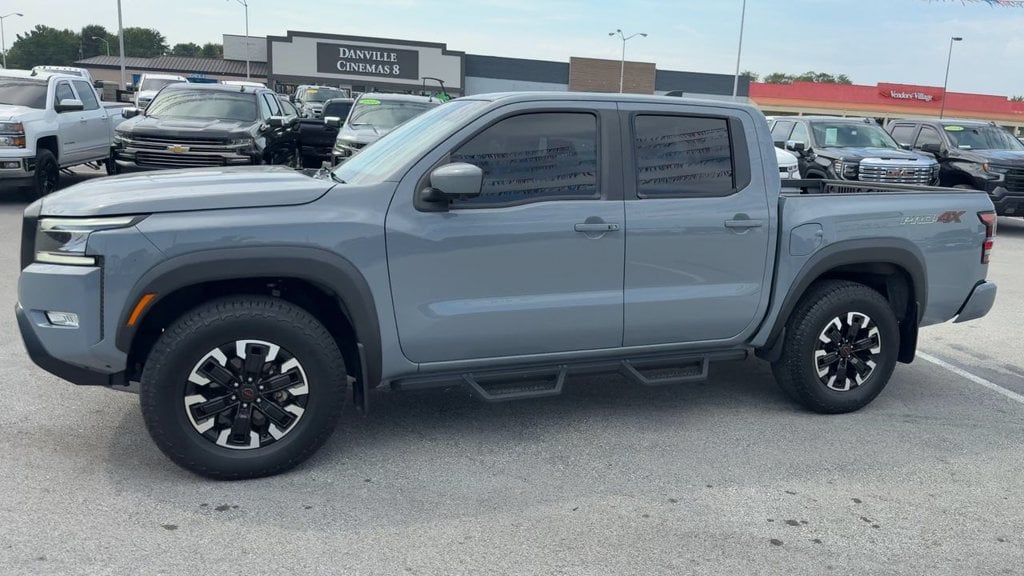 Pre-Owned 2024 Nissan Frontier PRO-4X - photo - 2