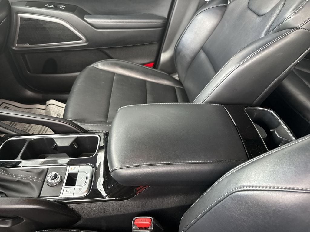 Pre-Owned 2024 Kia Telluride LX - photo - 25